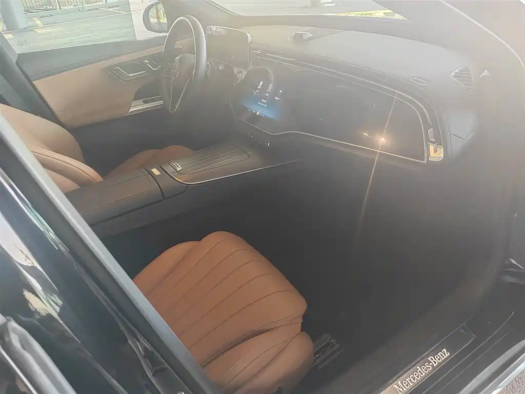 Mercedes-Benz E-Класс 2025