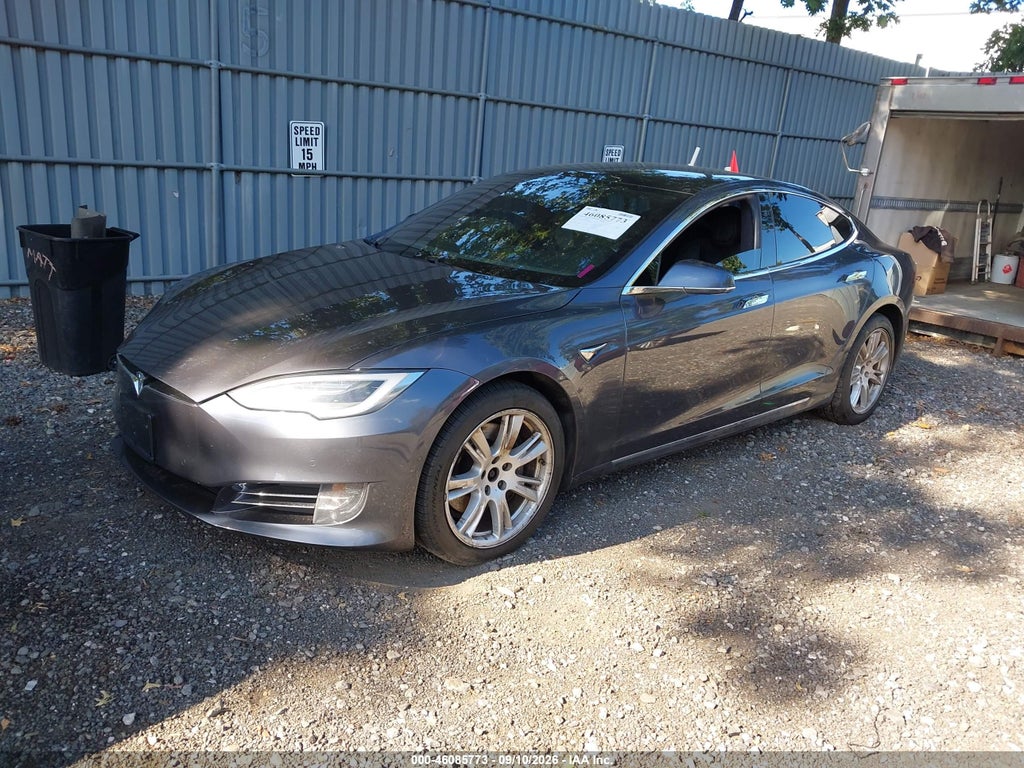 Tesla Model S 2021