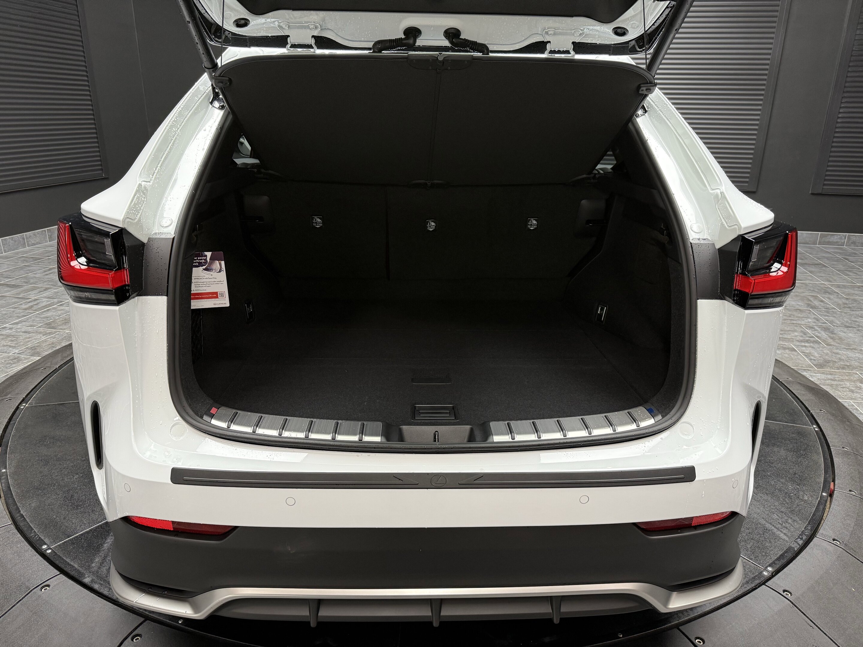 Lexus NX 2026