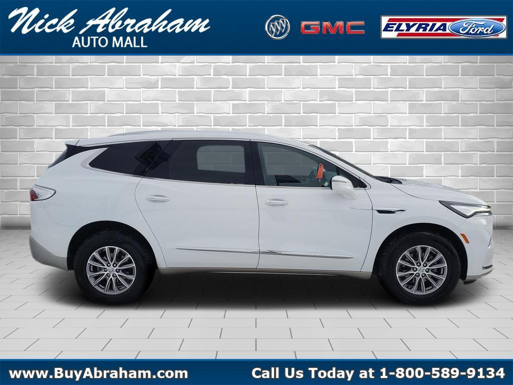 Buick Enclave 2023