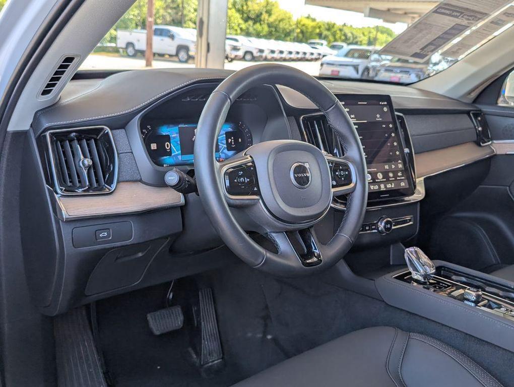 Volvo XC90 2025