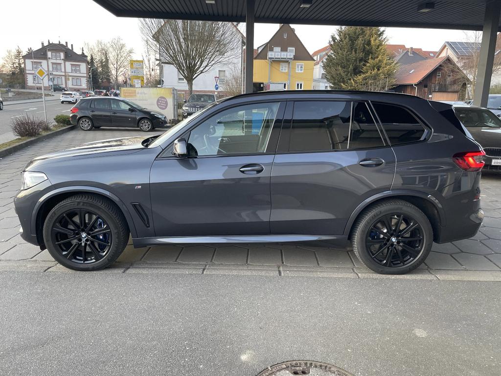 BMW X5 2021