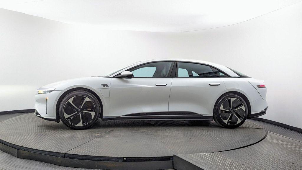 Lucid Air 2023