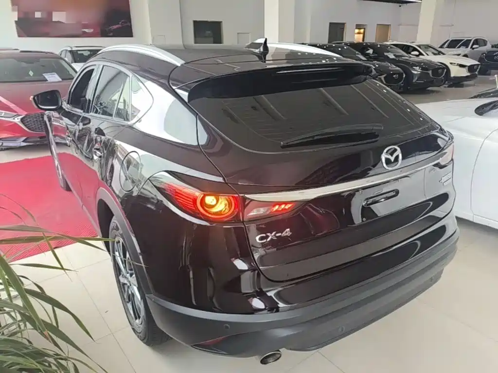 Mazda CX-4 2022