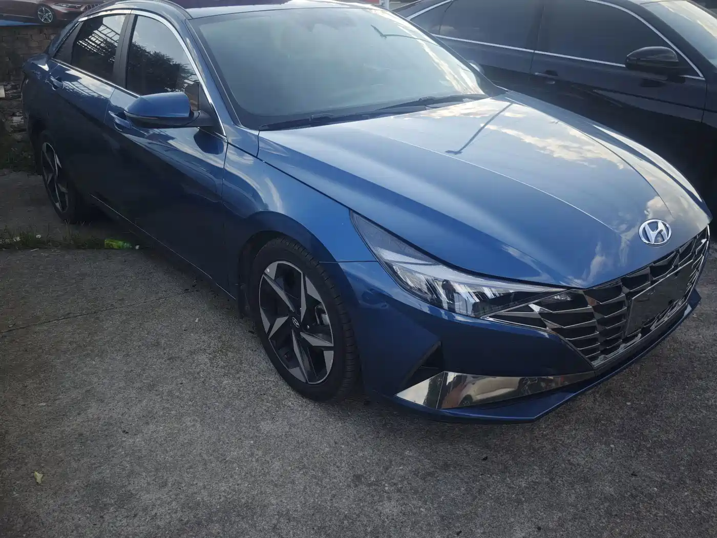 Hyundai Elantra 2022