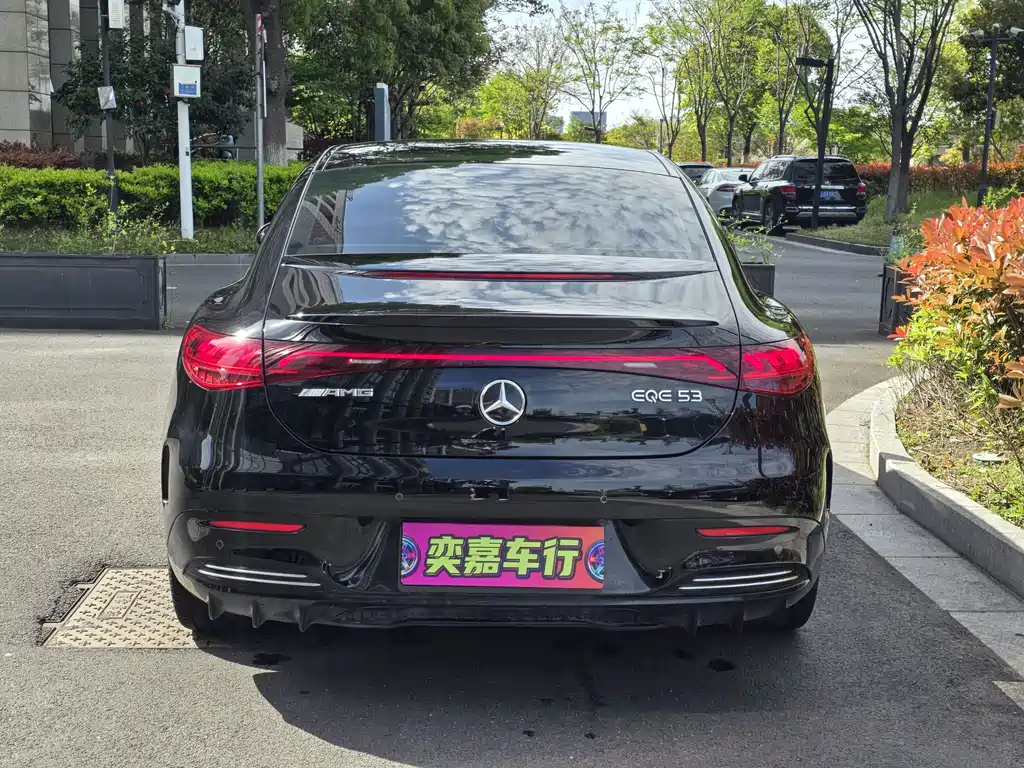 Mercedes-Benz EQE 2024
