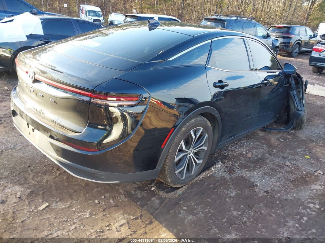 Toyota Crown 2023