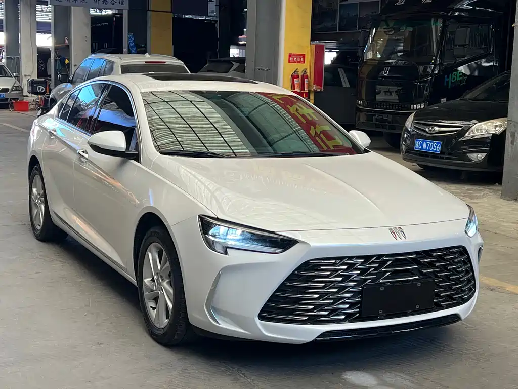 Buick Regal 2024