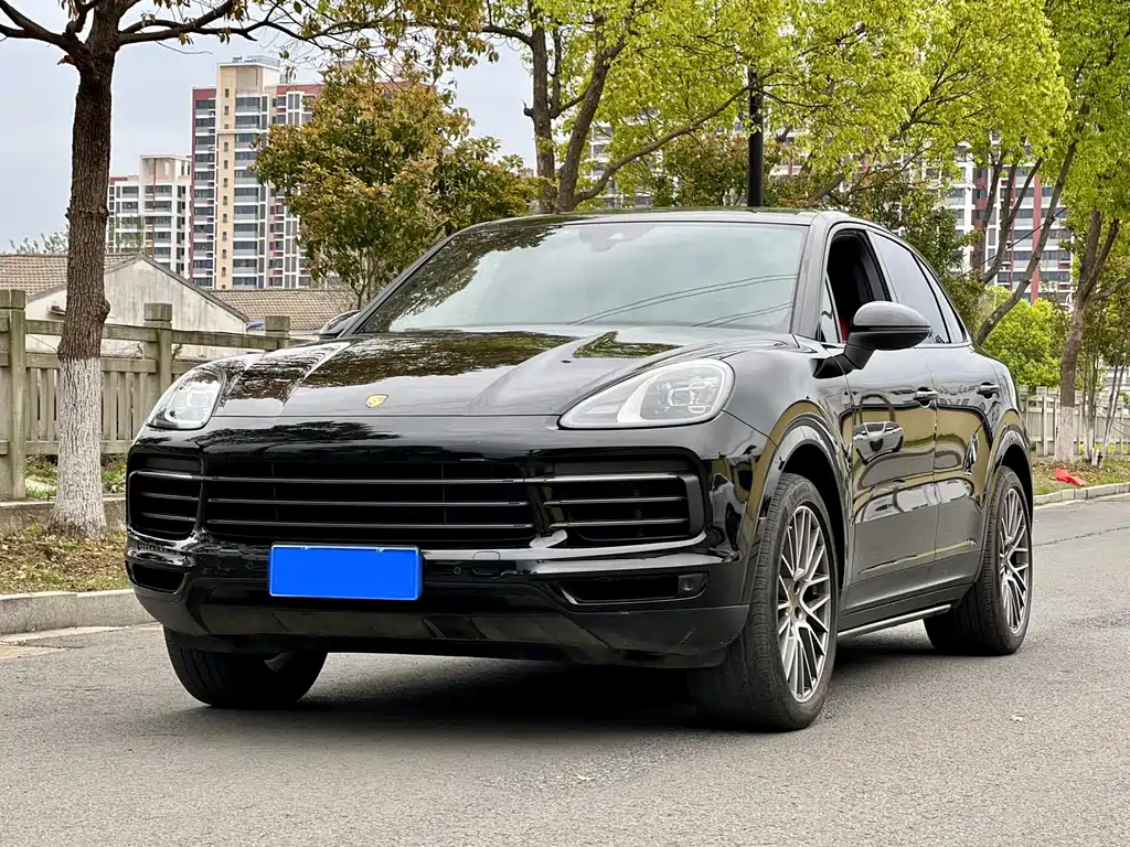 Porsche Cayenne 2023