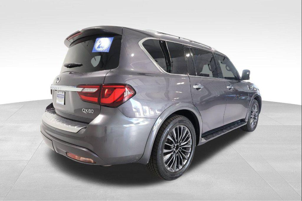 Infiniti QX80 2023