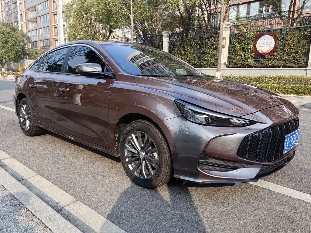 MG MG5 2024