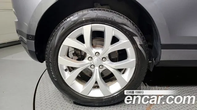 Land Rover Range Rover Evoque 2021