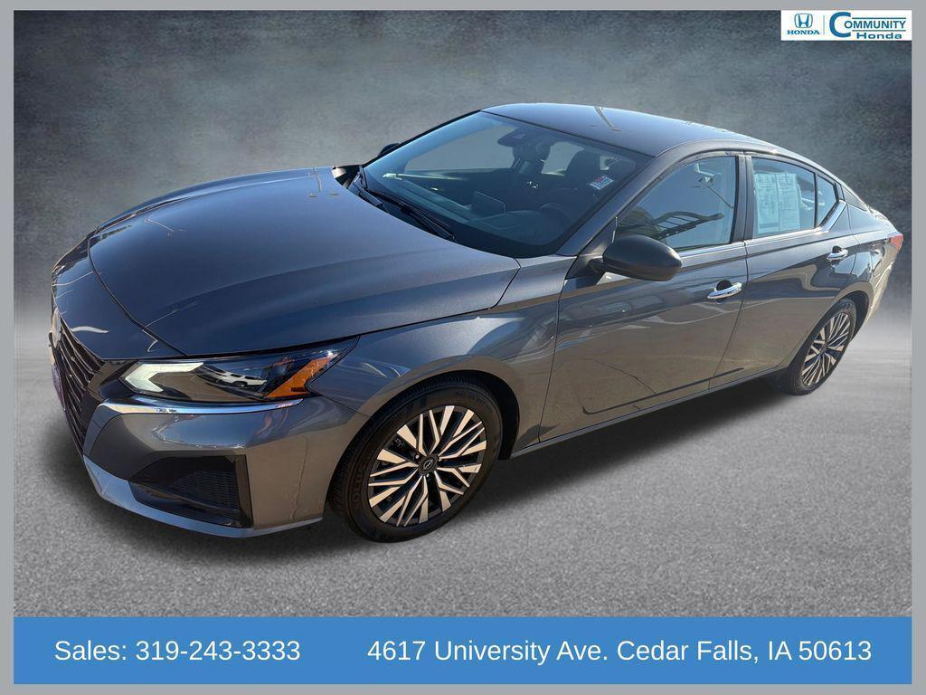 Nissan Altima 2025