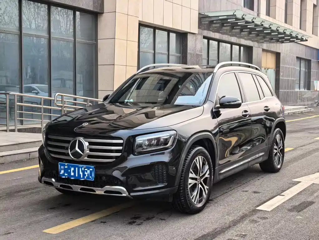 Mercedes-Benz GLB 2024