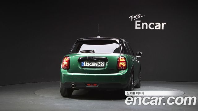 Mini COOPER 2021