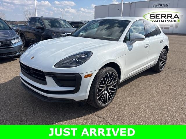 Porsche Macan 2024