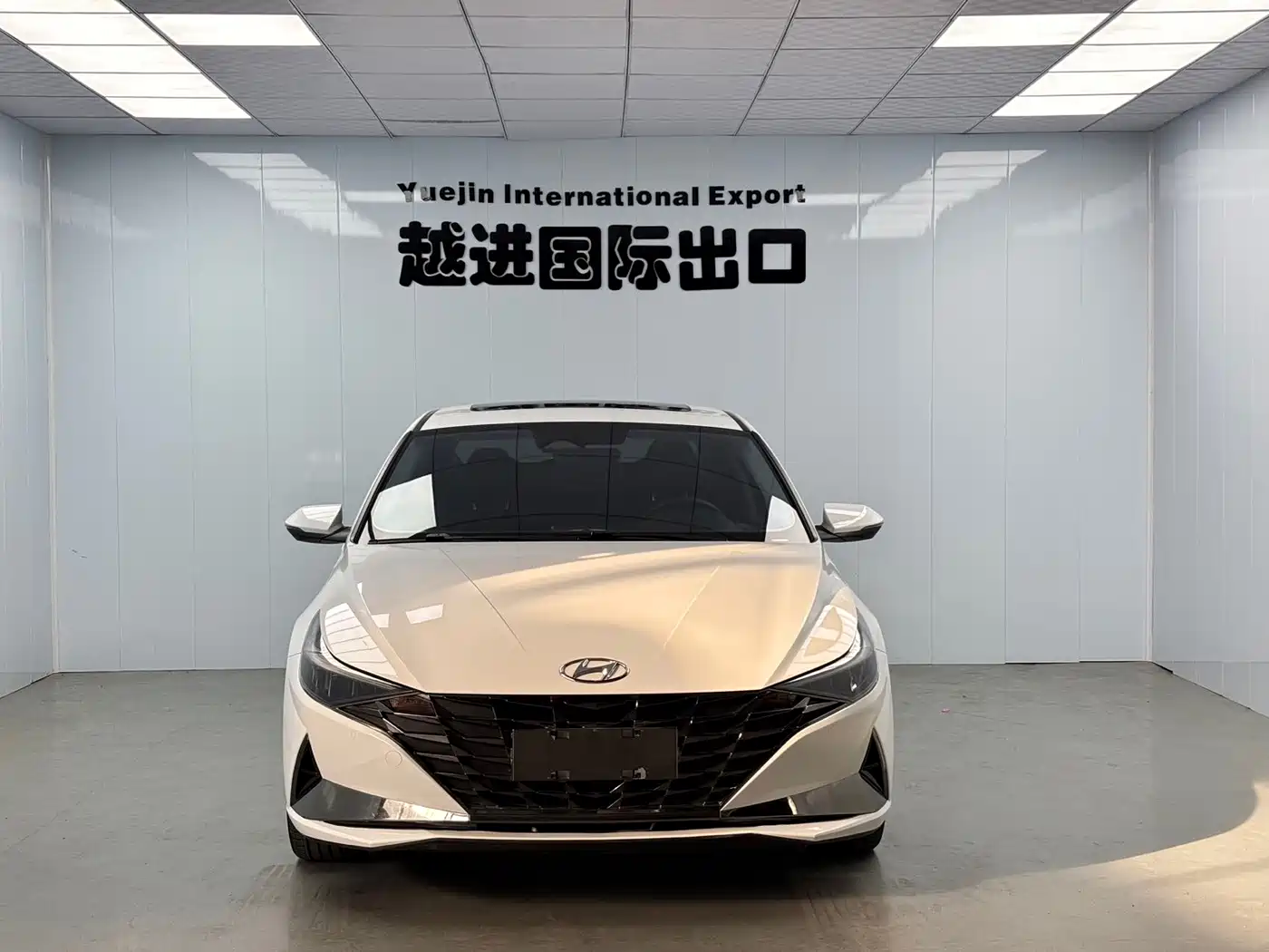 Hyundai Elantra 2023