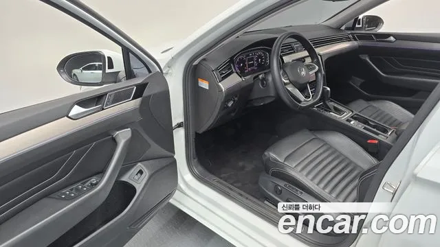 Volkswagen Passat 2022