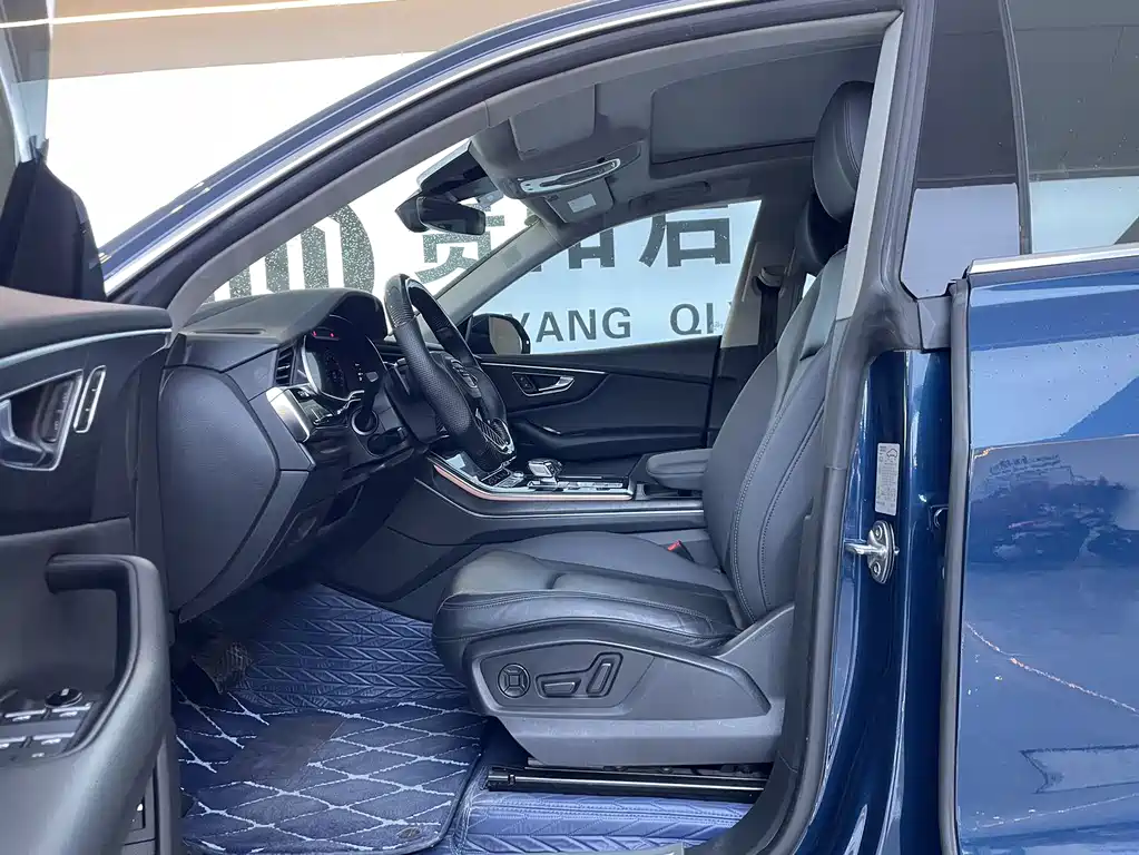 Audi Q8 2022