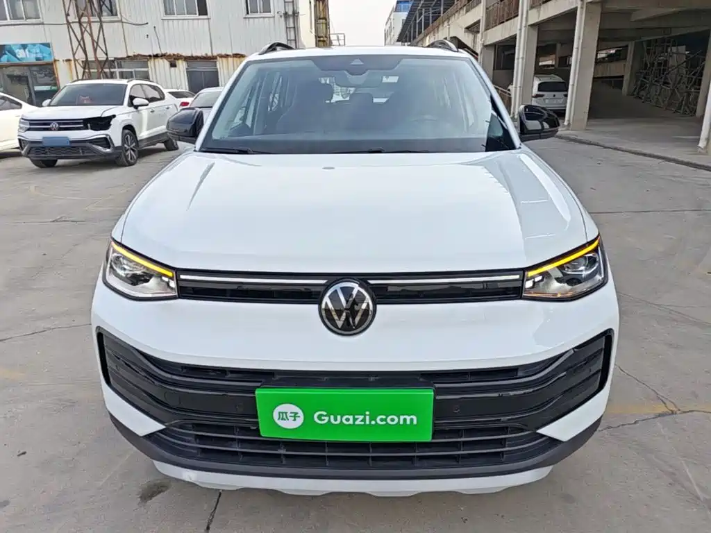 Volkswagen Tharu 2025