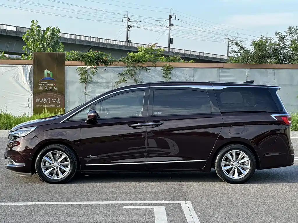 Buick GL8 2021