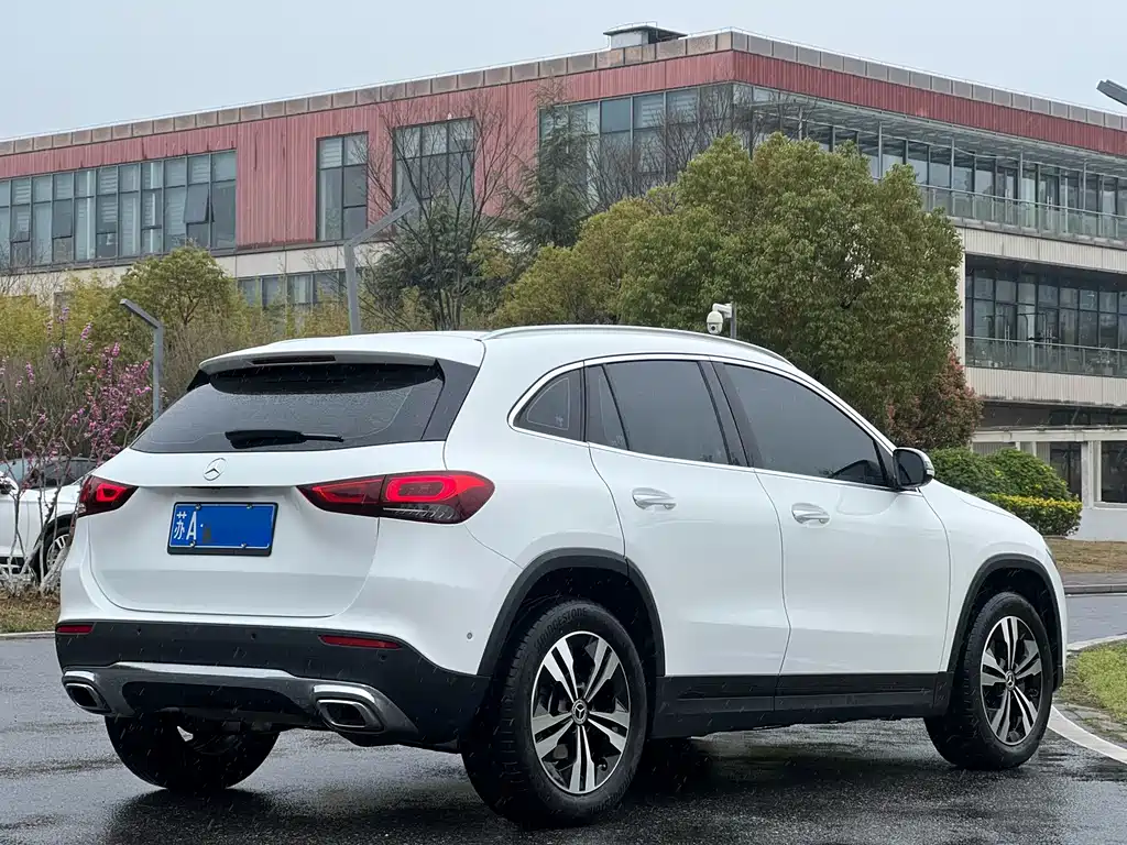 Mercedes-Benz GLA 2022