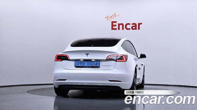 Tesla Model 3 2021