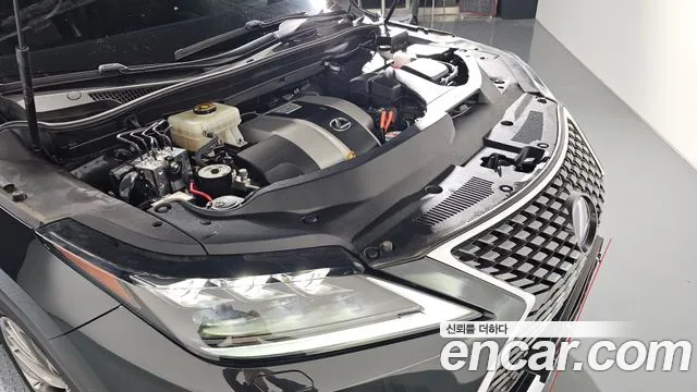 Lexus RX 2021
