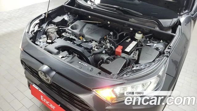 Toyota RAV4 2021