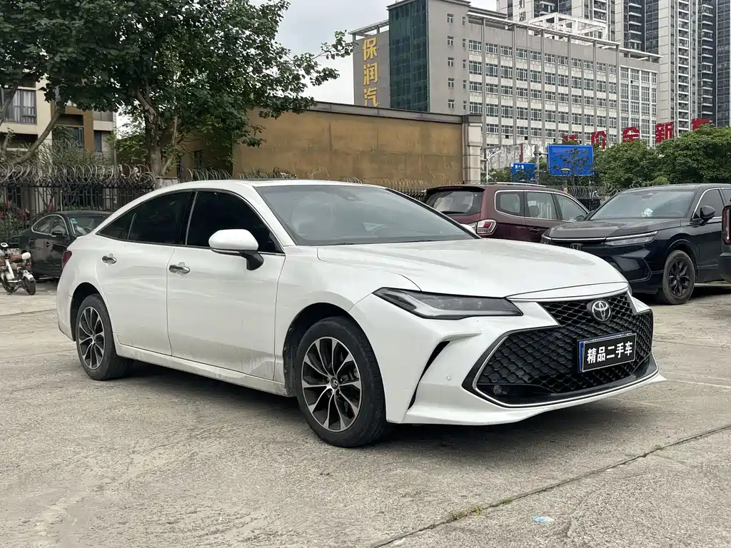 Toyota Avalon 2022