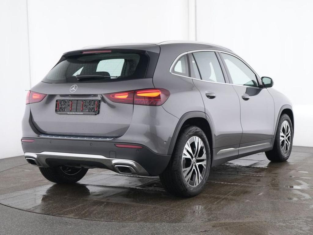 Mercedes-Benz GLA 220 2024