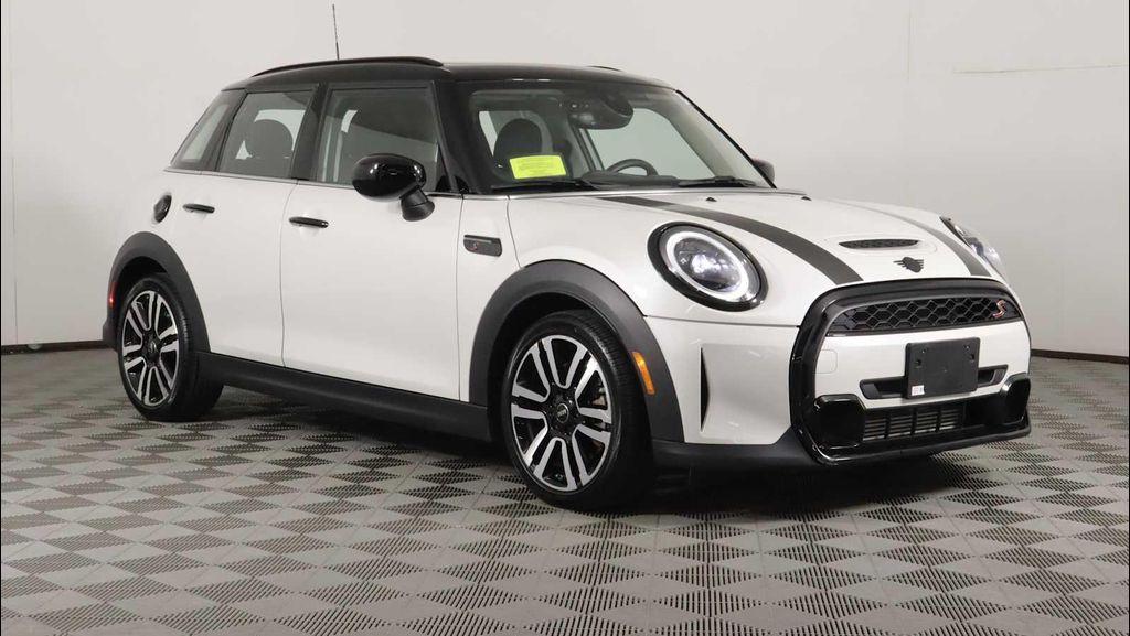 Mini Hardtop 2024