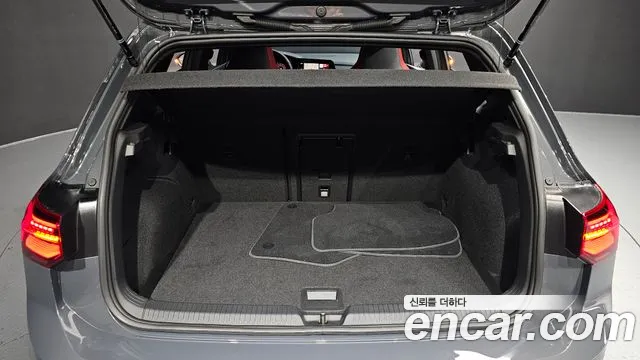 Volkswagen Golf 2023