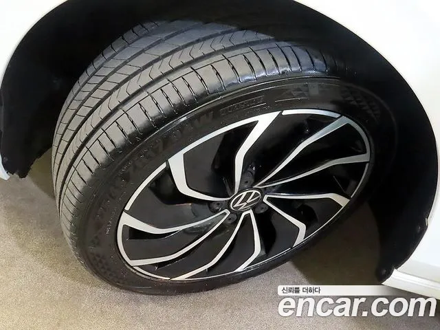 Volkswagen Golf 2023