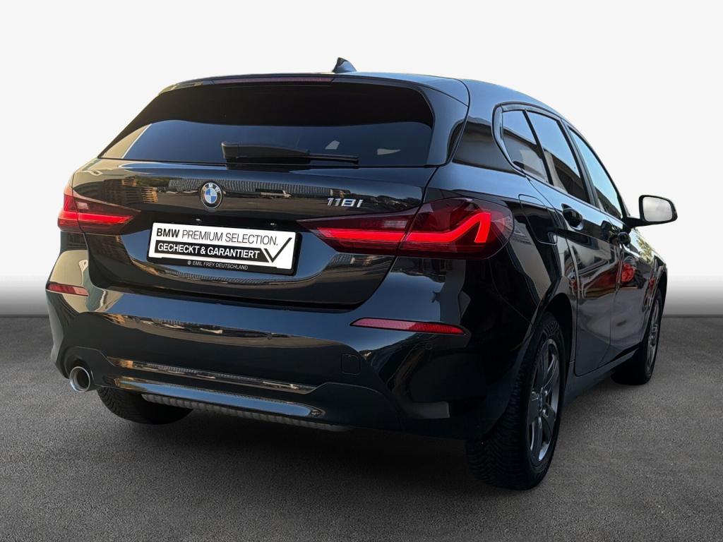 BMW 118 2024