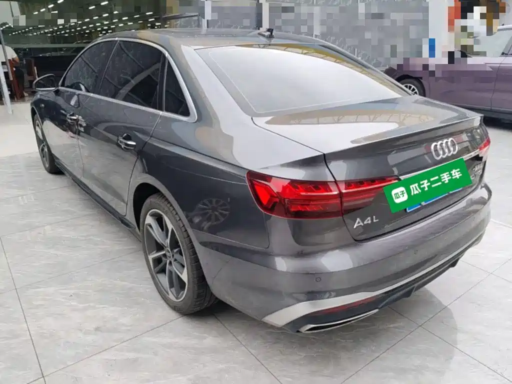 Audi A4 2023