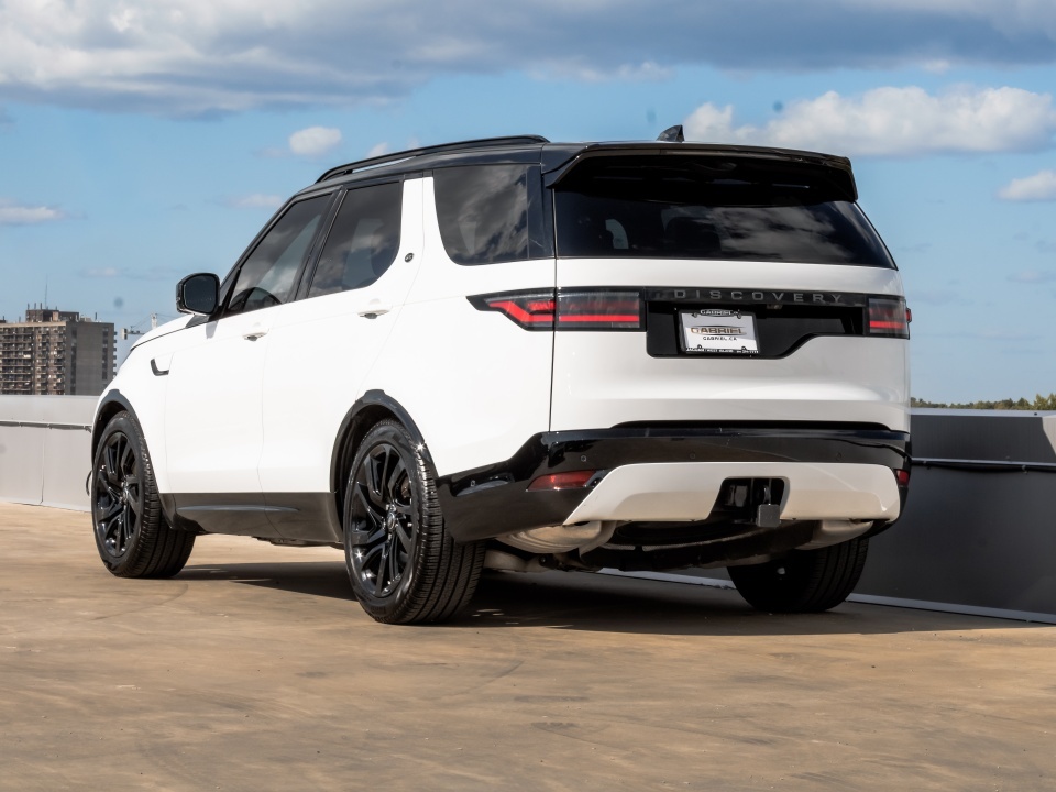Land Rover Discovery 2024