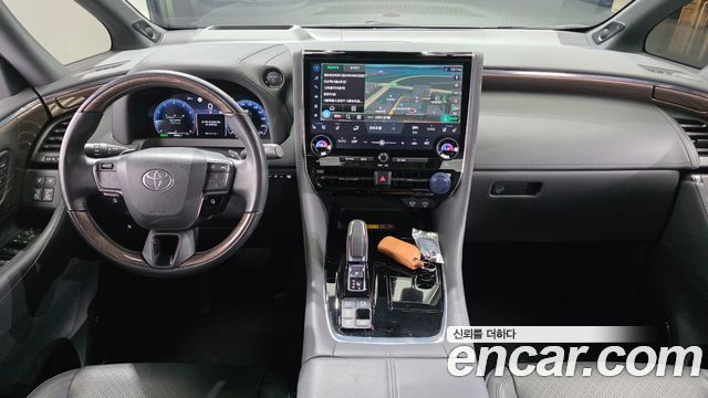 Toyota Alphard 2024