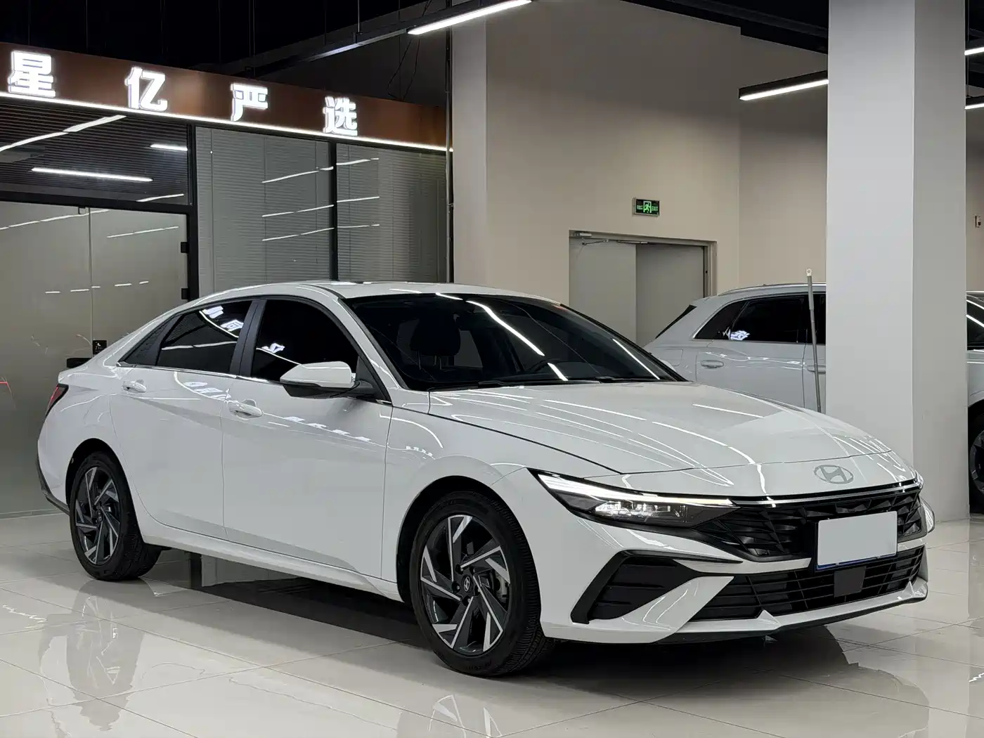 Hyundai Elantra 2025