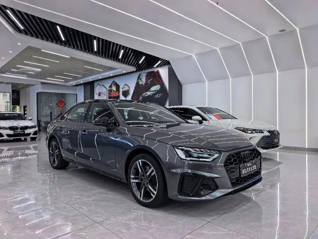 Audi A4 2023
