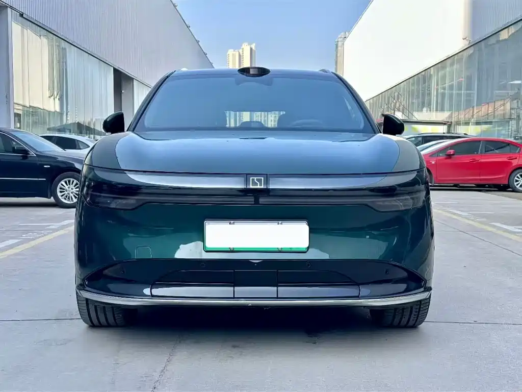 Zeekr 7X 2024