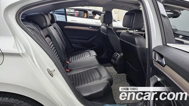 Volkswagen Passat 2022