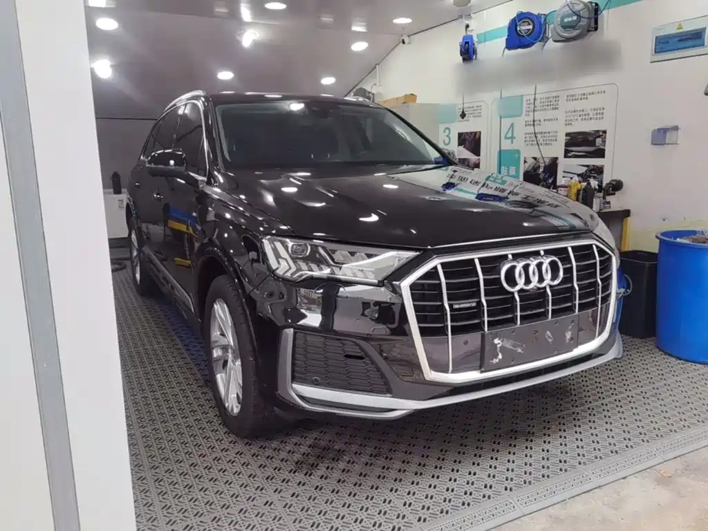 Audi Q7 2024