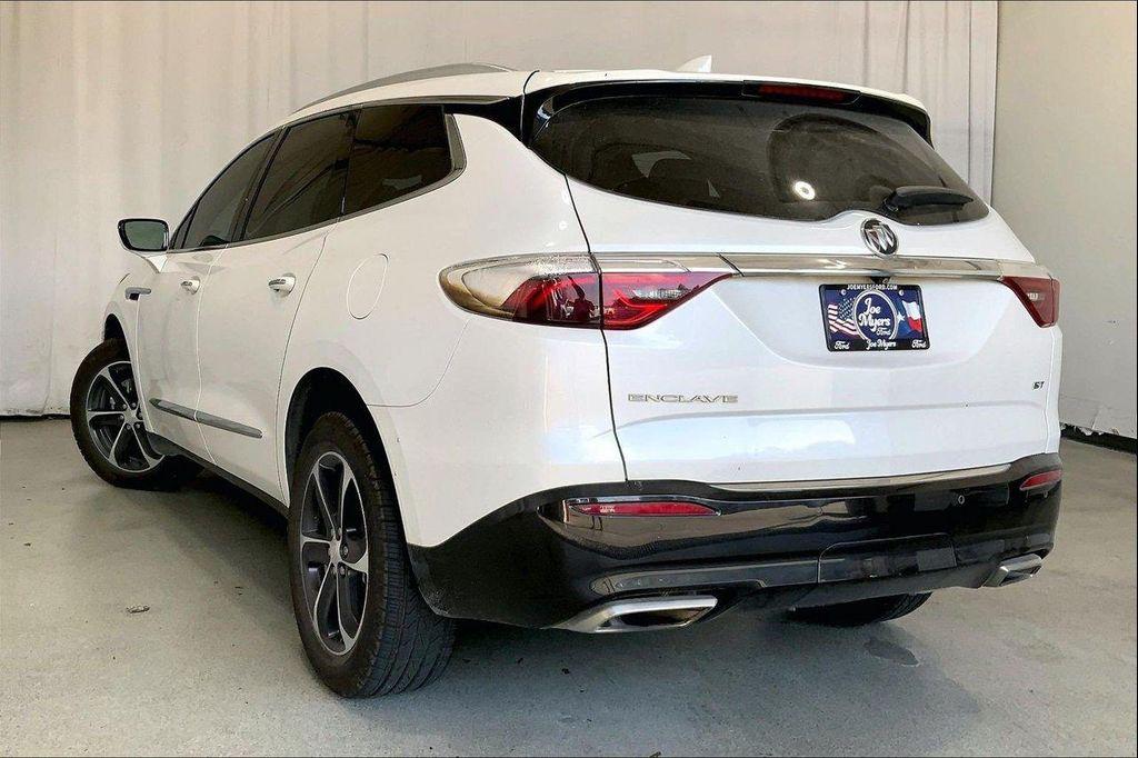 Buick Enclave 2022