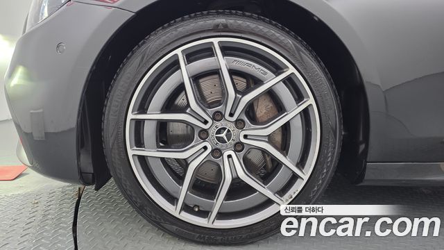 Mercedes-Benz E-Класс 2021