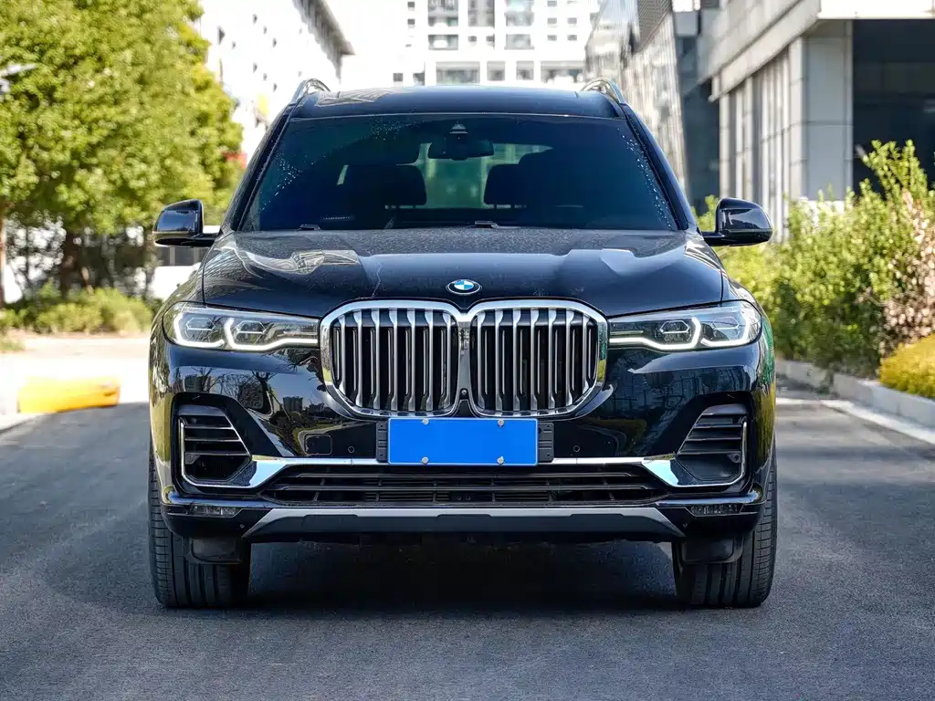 BMW X7 2023