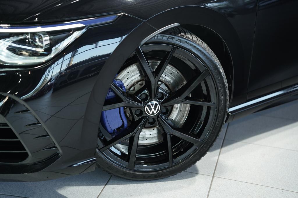 Volkswagen Golf 2024