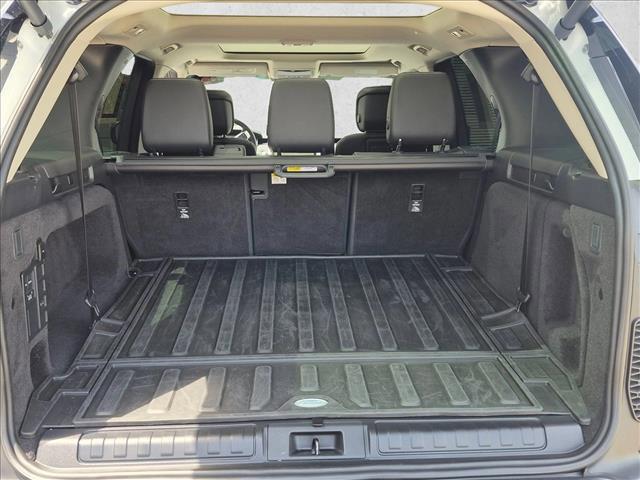 Land Rover Discovery 2024
