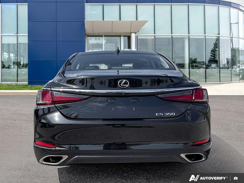 Lexus ES 2022