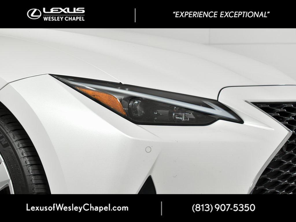 Lexus IS 300 2025